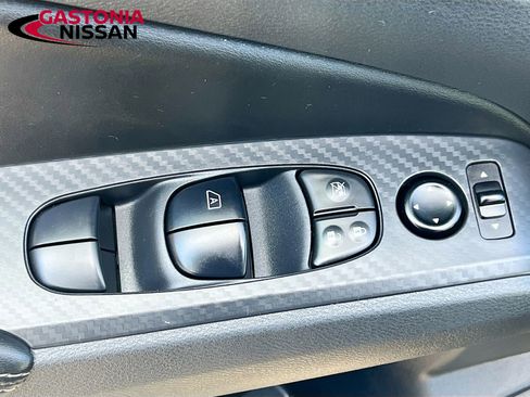 Used 2024 Nissan Altima 2.5 SV image 22