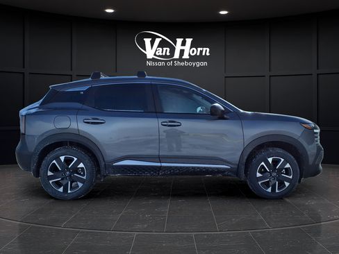 New 2026 Nissan Kicks SV w/ Cold Weather Package AWD/4WD image 6