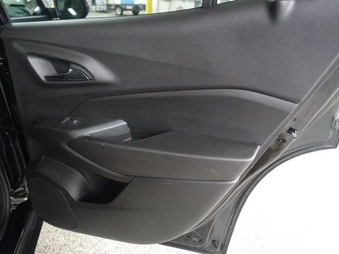 Used 2025 Chevrolet Trax ACTIV w/ Driver Confidence Package FWD image 22