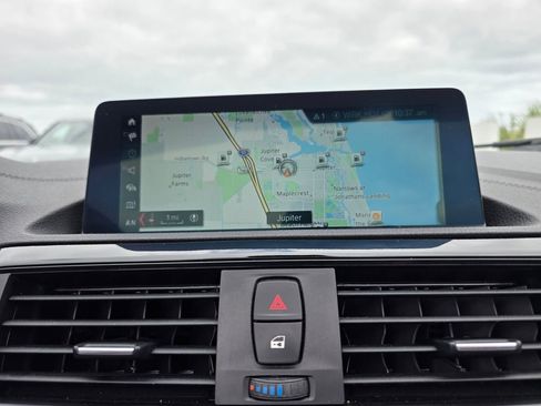 Used 2019 BMW 230i Convertible w/ Premium Package image 22