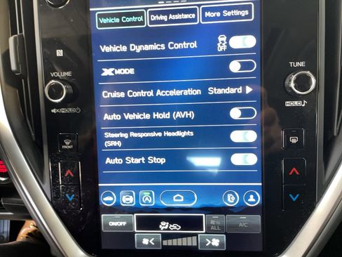 Used 2024 Subaru Crosstrek 2.0i Premium image 12