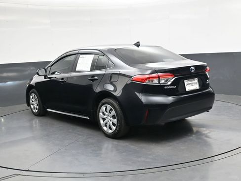Used 2024 Toyota Corolla LE FWD image 7