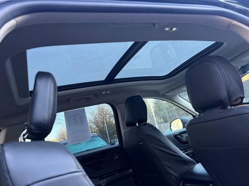 Used 2022 Lincoln Aviator Reserve image 14