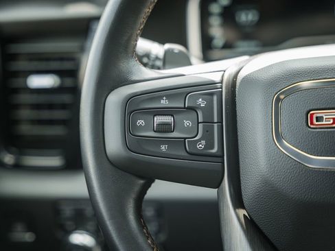 Used 2022 GMC Sierra 1500 AT4 w/ AT4 Premium Package image 43