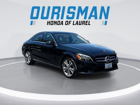 Used 2019 Mercedes-Benz C 300 4MATIC Sedan image 2
