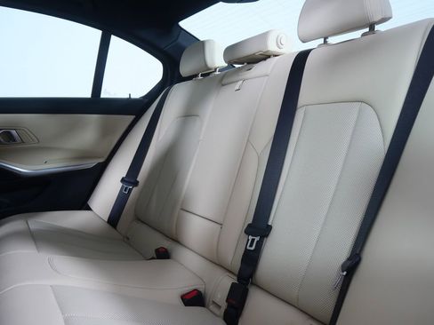 Certified 2024 BMW 330i Sedan RWD image 15