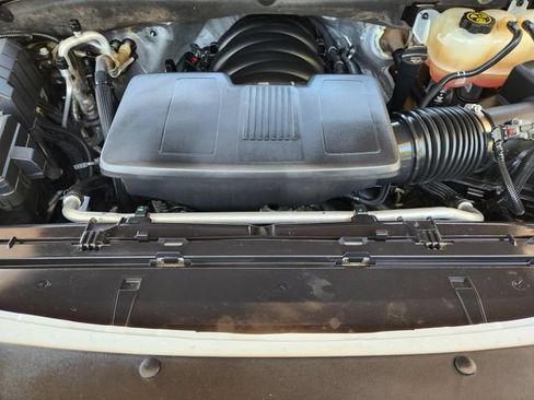 Used 2022 GMC Yukon XL Denali AWD/4WD image 32