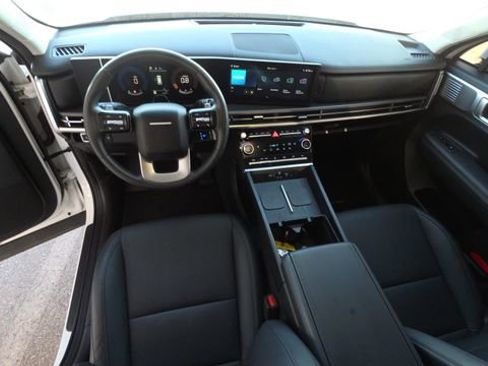Used 2024 Hyundai Santa Fe SEL FWD image 18