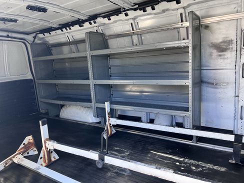 Used 2019 GMC Savana 2500 Extended image 18