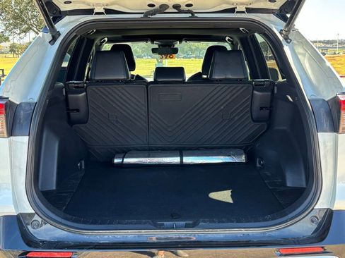 Used 2022 Toyota RAV4 XSE image 5