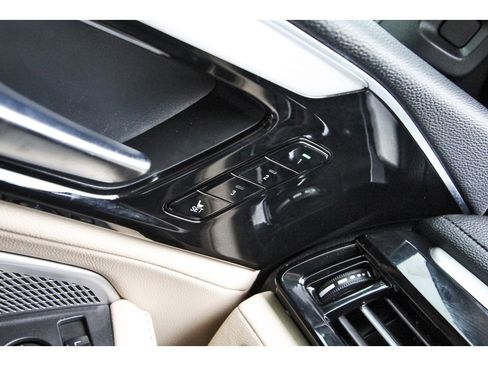 Used 2023 Acura MDX FWD image 24