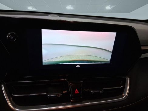 Used 2025 Chevrolet TrailBlazer ACTIV w/ Driver Confidence Package image 19