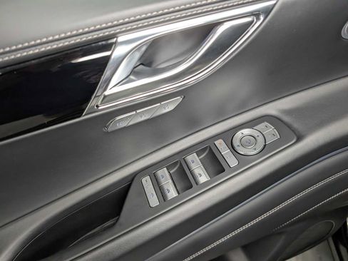 Used 2025 Genesis GV80 2.5T Standard AWD/4WD image 39
