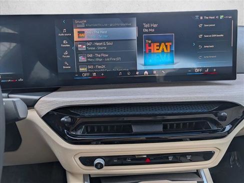 Used 2025 BMW 330i Sedan w/ Premium Package image 12