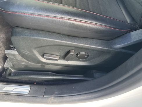 Used 2022 Ford Edge ST-Line image 14