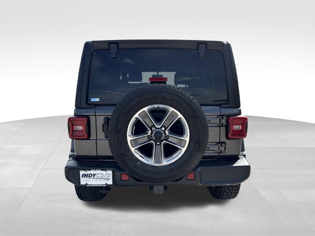 Used 2022 Jeep Wrangler Unlimited Sahara w/ Dual Top Group AWD/4WD image 6