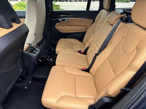 Used 2019 Volvo XC90 T6 Momentum w/ Advanced Package AWD/4WD image 9