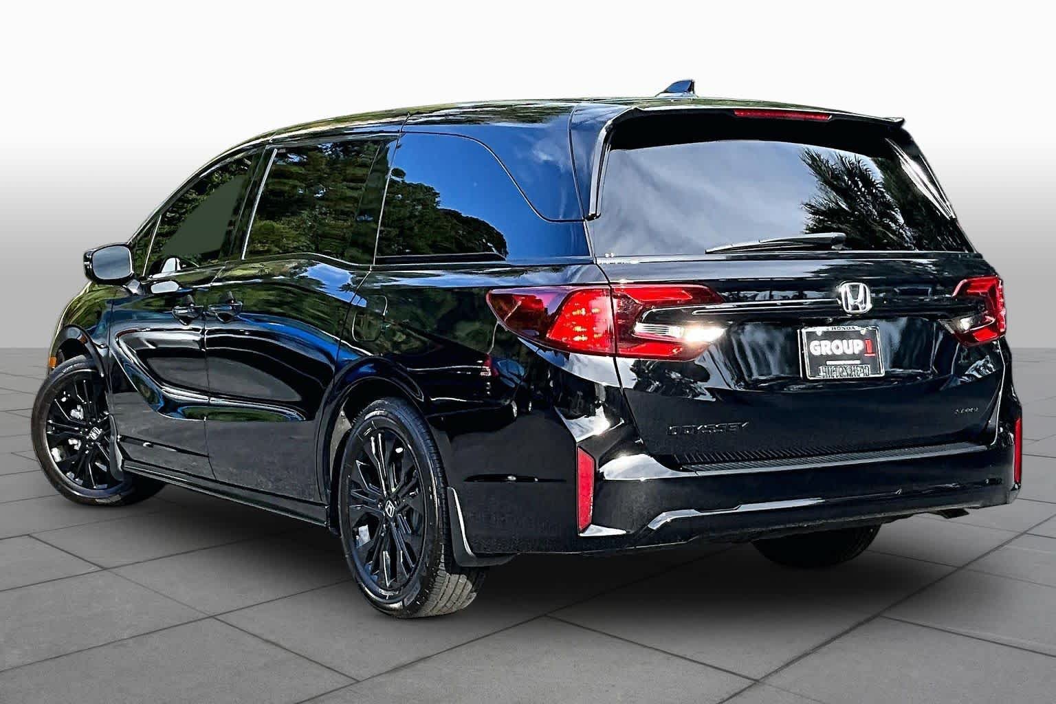 Certified 2026 Honda Odyssey Sport-L image 12