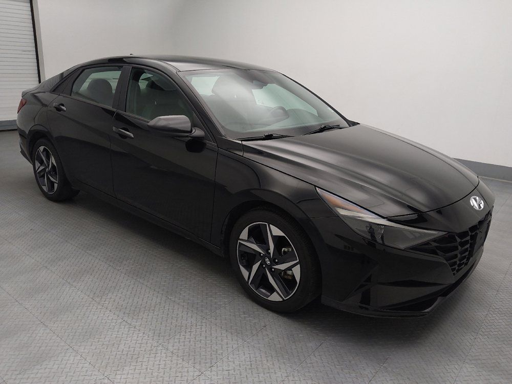 Used 2023 Hyundai Elantra SEL w/ Convenience Package FWD image 13