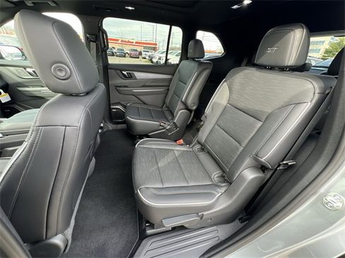 New 2026 Buick Enclave Sport Touring w/ Super Cruise Package image 14