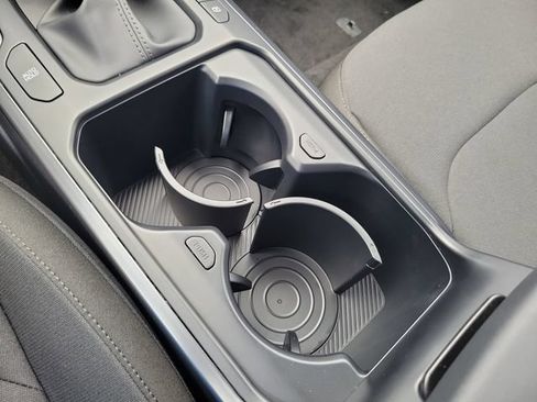 New 2026 Kia K4 FWD image 25