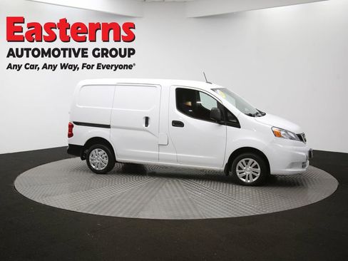 Used 2021 Nissan NV200 S image 46