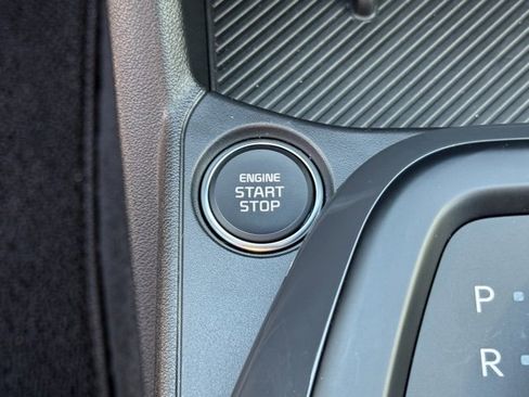 Certified 2025 Kia K4 EX image 19