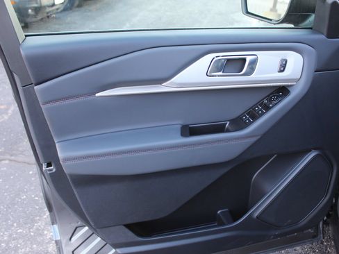 New 2026 Ford Explorer Active AWD/4WD image 20