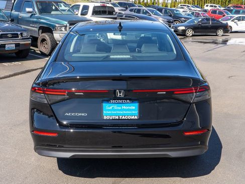 New 2026 Honda Accord SE image 7