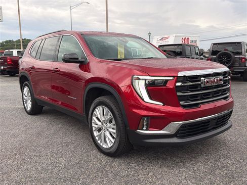 Used 2024 GMC Acadia Elevation w/ Luxury Package FWD image 4