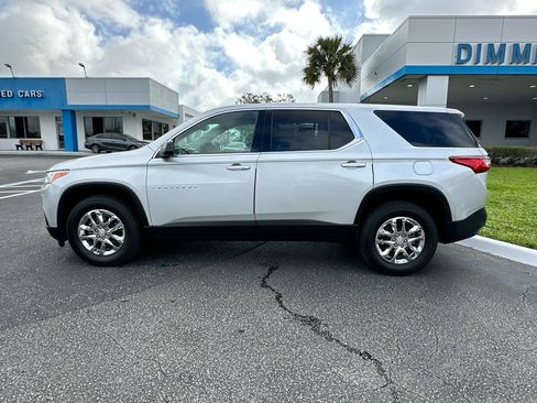 Used 2021 Chevrolet Traverse LS image 9