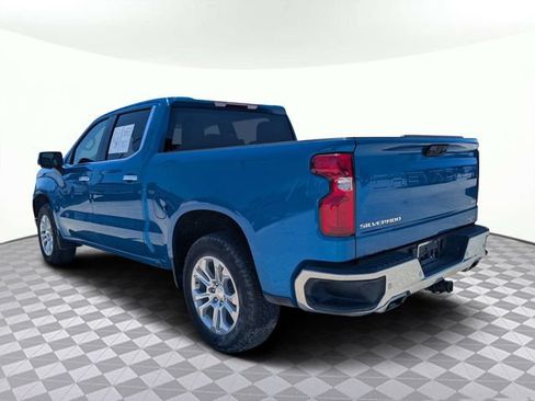 Used 2024 Chevrolet Silverado 1500 LTZ AWD/4WD image 6