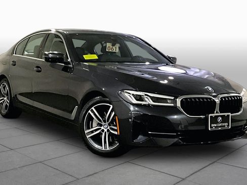 Used 2023 BMW 530i xDrive w/ Premium Package AWD/4WD image 2