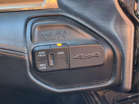 Used 2019 RAM 3500 Limited image 11