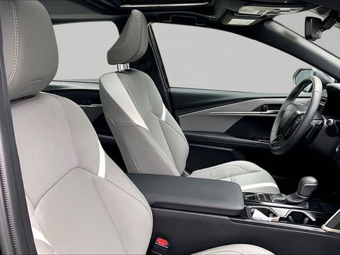 Certified 2025 Toyota Camry SE w/ Convenience Package FWD image 30