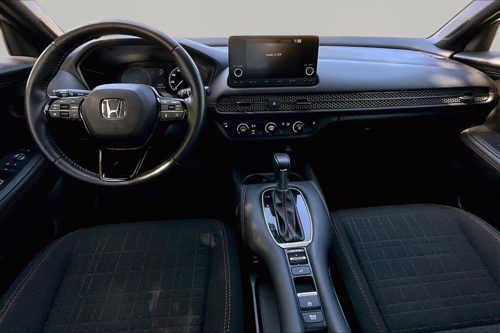 Used 2025 Honda HR-V Sport image 7