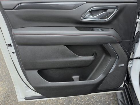 Used 2024 Chevrolet Suburban RST image 38