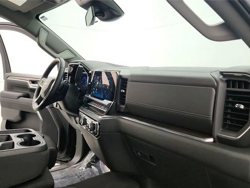 Used 2023 Chevrolet Silverado 1500 LT AWD/4WD image 36