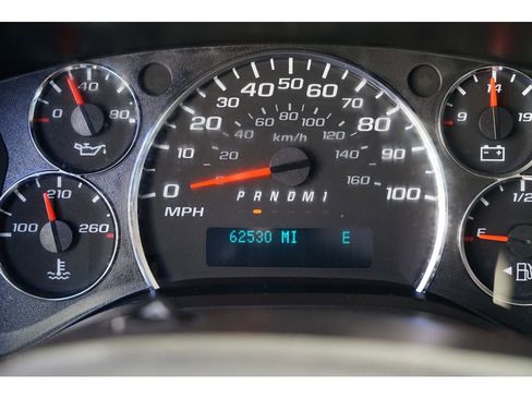 Used 2017 Chevrolet Express 2500 LS image 30