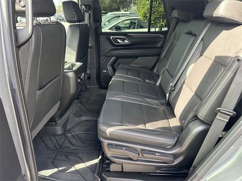 Used 2022 Chevrolet Tahoe LT w/ Luxury Package image 23