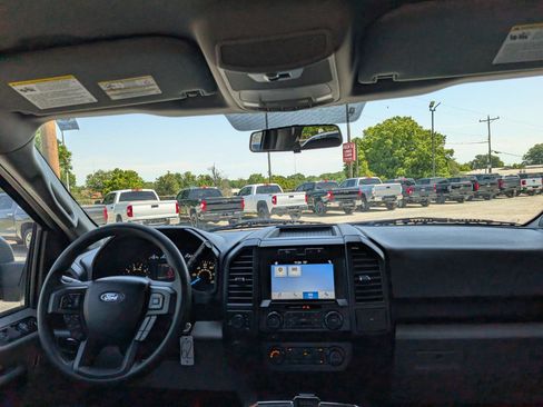 Used 2017 Ford F150 XL w/ Equipment Group 101A Mid AWD/4WD image 20