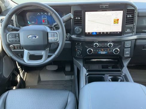 New 2026 Ford F250 Lariat w/ Black Appearance Package image 15