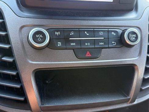 Used 2021 Ford Transit Connect XL FWD image 21