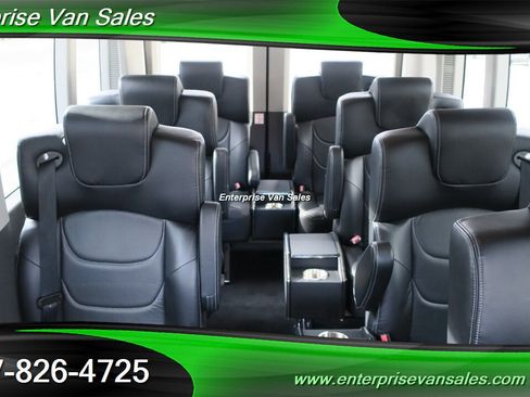 Used 2024 Ford Transit 350 XLT image 2
