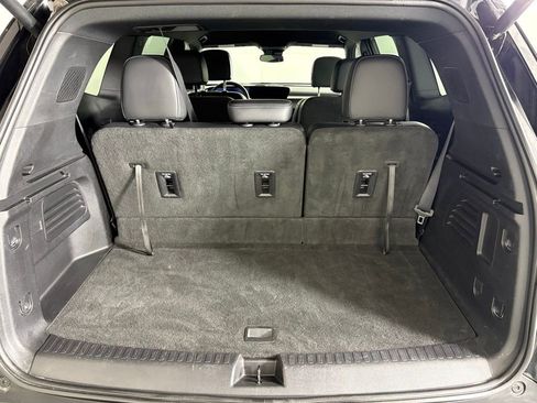 Used 2025 Buick Enclave Preferred image 19