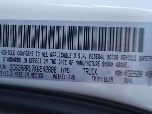 Used 2019 RAM 3500 Limited w/ Max Tow Package image 20