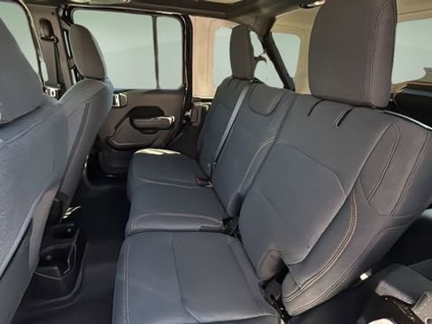Used 2024 Jeep Wrangler Willys image 19