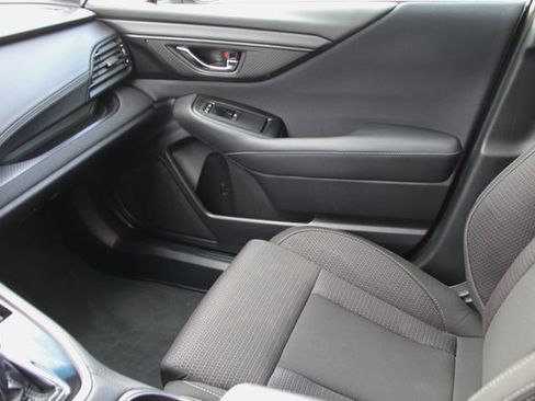 Used 2020 Subaru Outback Premium image 28