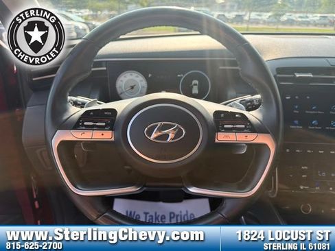 Used 2022 Hyundai Tucson Limited AWD/4WD image 16