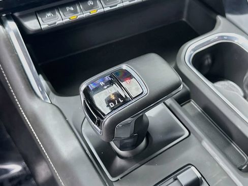 Used 2024 GMC Sierra 1500 Denali Ultimate AWD/4WD image 18
